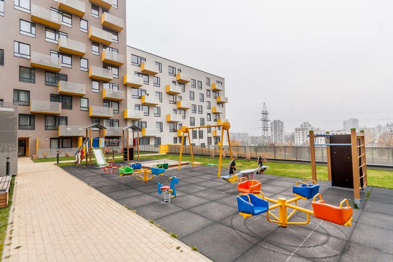 Apartments Vilnius 1 Near Center With A Roof Terrace And Parking Luaran gambar